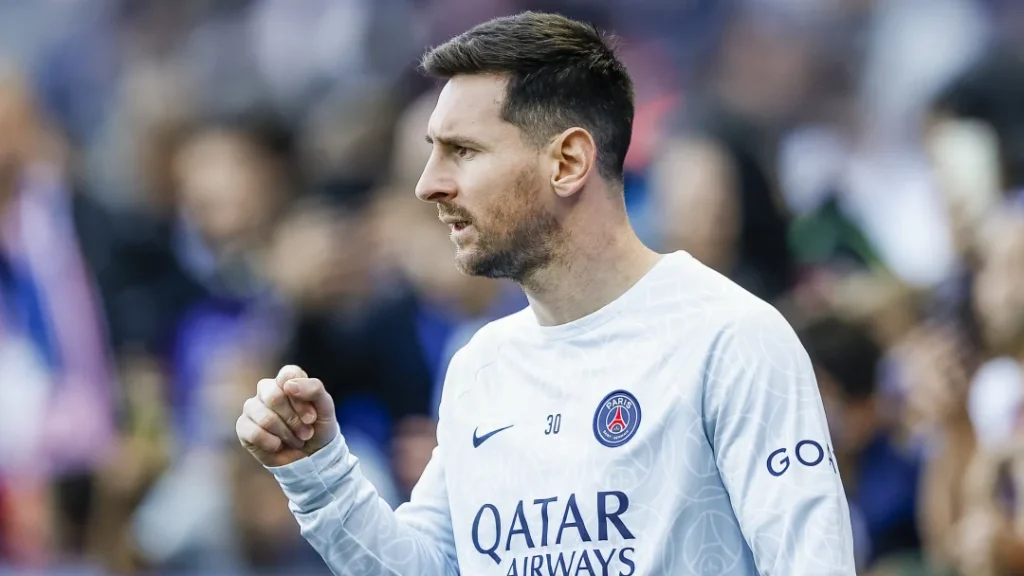 Messi đang thăng hoa tại Paris mùa 2022/23 