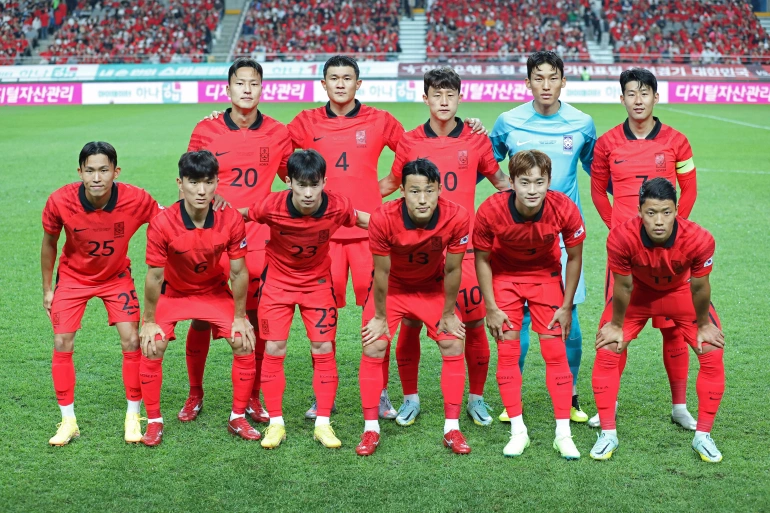 Các cầu thủ Hàn Quốc chụp ảnh lưu niệm -(Kubet cập nhật) 
