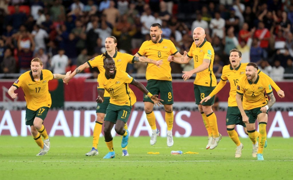 Australia giành vé bước nào chung kết world cup thông qua penalty