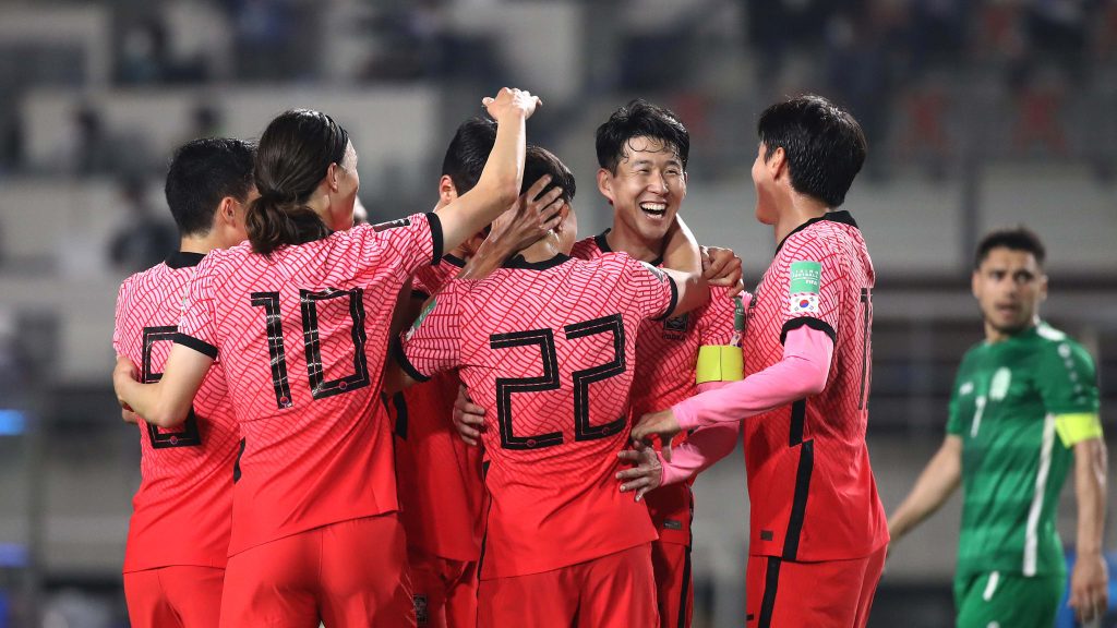  Son Heung Min đang là mũi nhọn sắc bén của đội tuyển hàn quốc 