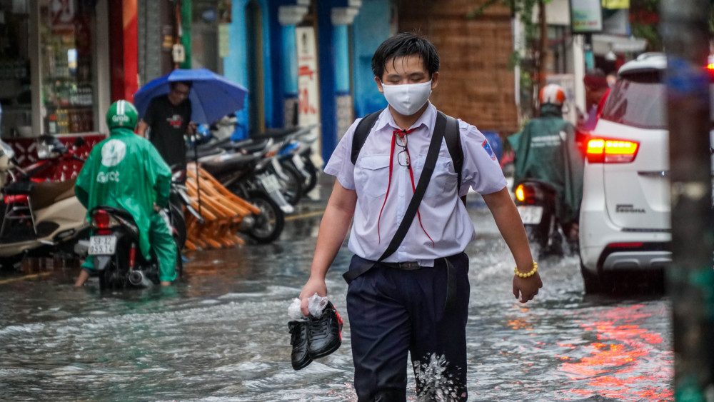 Mơ thấy nước ngập mênh mông bát ngát là tốt