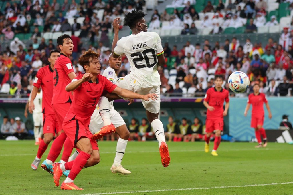 Jordan Ayew đánh đầu thoải mái nâng tỷ số lên 2-0 - (Kubet cập nhật)