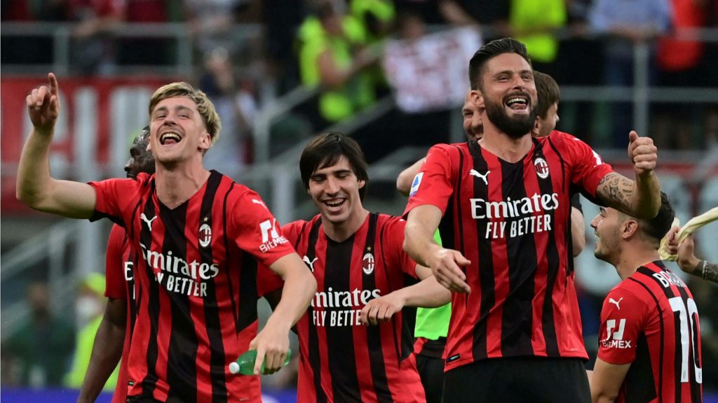 Giroud dan rekan setim merayakan kejuaraan Serie A - (Pembaruan Kubet)