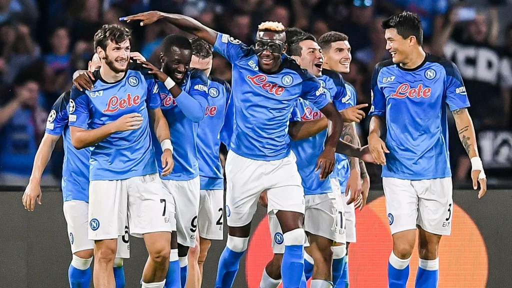 Các cầu thủ Napoli vẫn miệt mài đi tìm đối thủ ở Serie A - (Kubet cập nhật) 