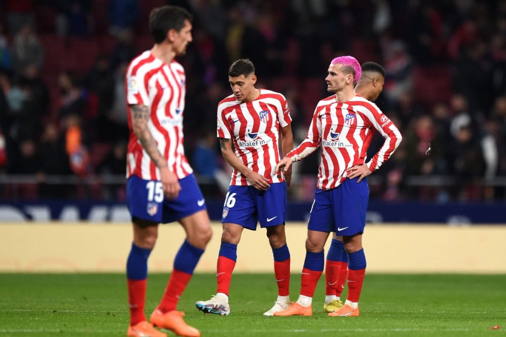 Quả đầu màu “Hường” khá ấn tượng của ông bố 3 con Antoine Griezmann - (Kubet cập nhật)