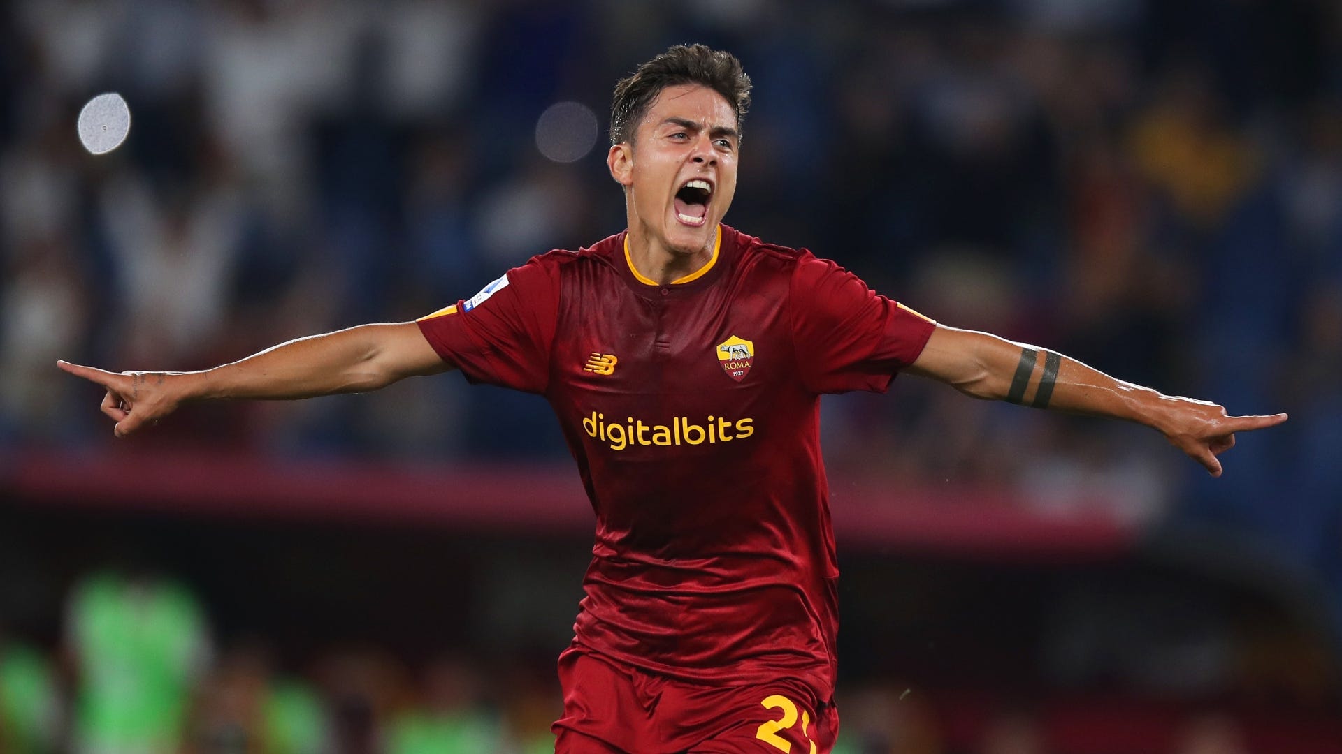 Paulo Dybala được các ông lớn săn đón