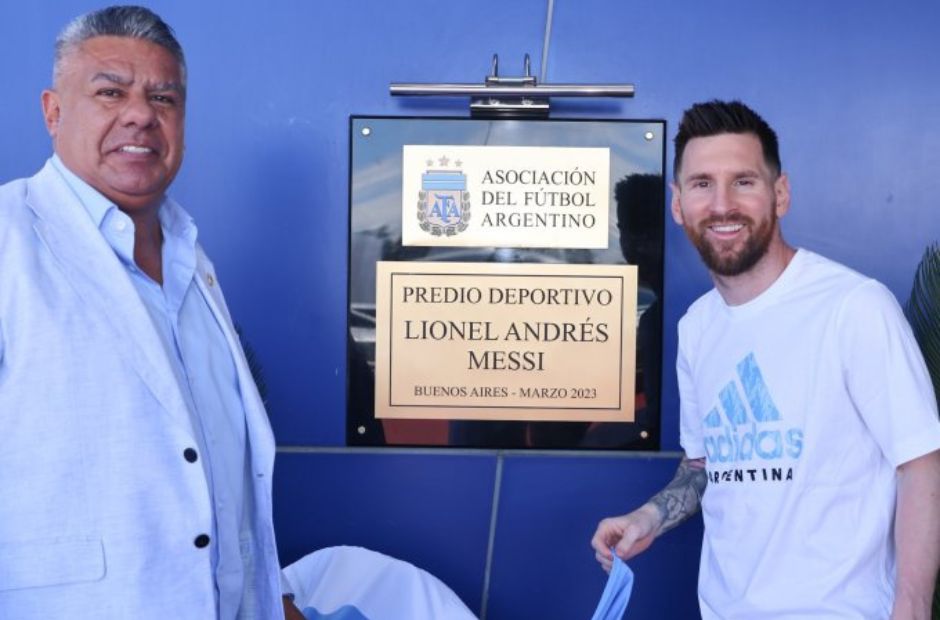 Messi đến cắt băng khánh thành trung tâm mang tên mình tại quê hương Argentina