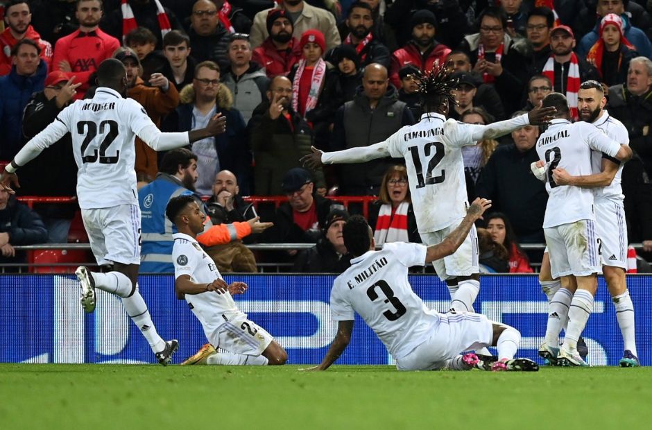 Real Madrid menggebrak Anfield dengan kemenangan 5-2 di leg pertama 