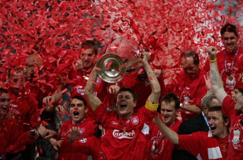 Đội trưởng Steven Gerrard cùng Liverpool vô địch Champions League