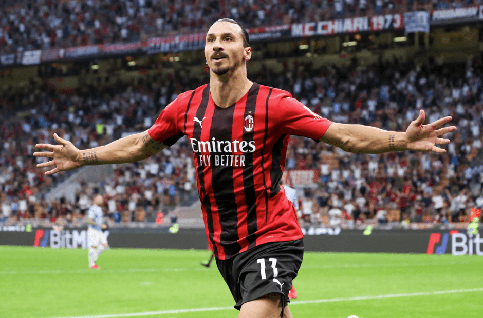 Ibrahimovic ởtuổi 41 vẫn đang thi đấu cho cả câu lạc bộ AC Milan và đội tuyển quốc gia