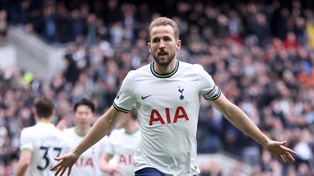  Kane nên rời Tottenham để chinh phục thêm danh hiệu cho bản thân