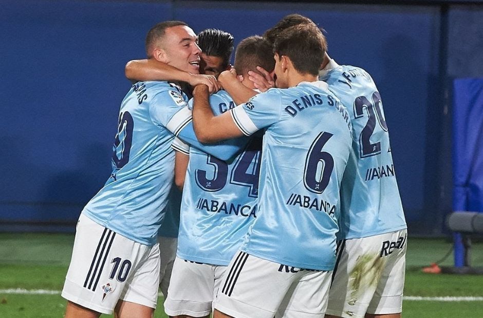 Các cầu thủ Celta Vigo trong một pha ăn mừng bàn thắng 