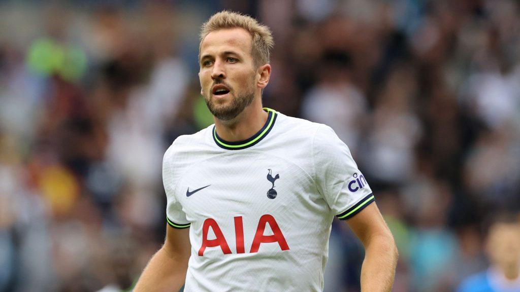 Harry Kane có 5 bàn trong 18 trận gặp MU