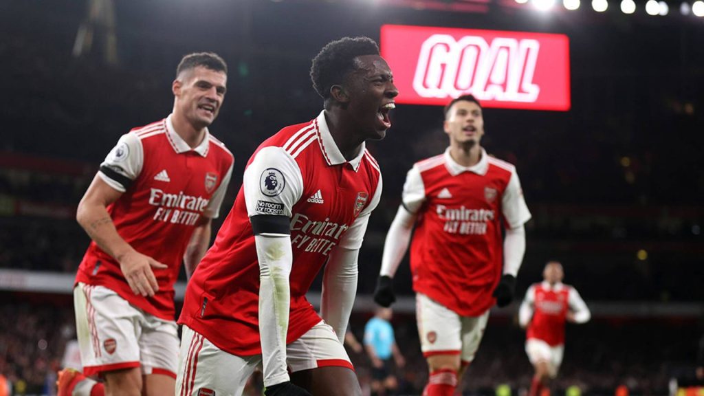 Arsenal chờ Man City sảy chân ở những vòng cuối mùa giải 