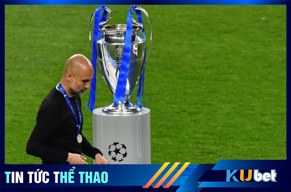 HLV Pep nhận huy chương Bạc sau khi Man City thua Chelsea tại chung kết C1
