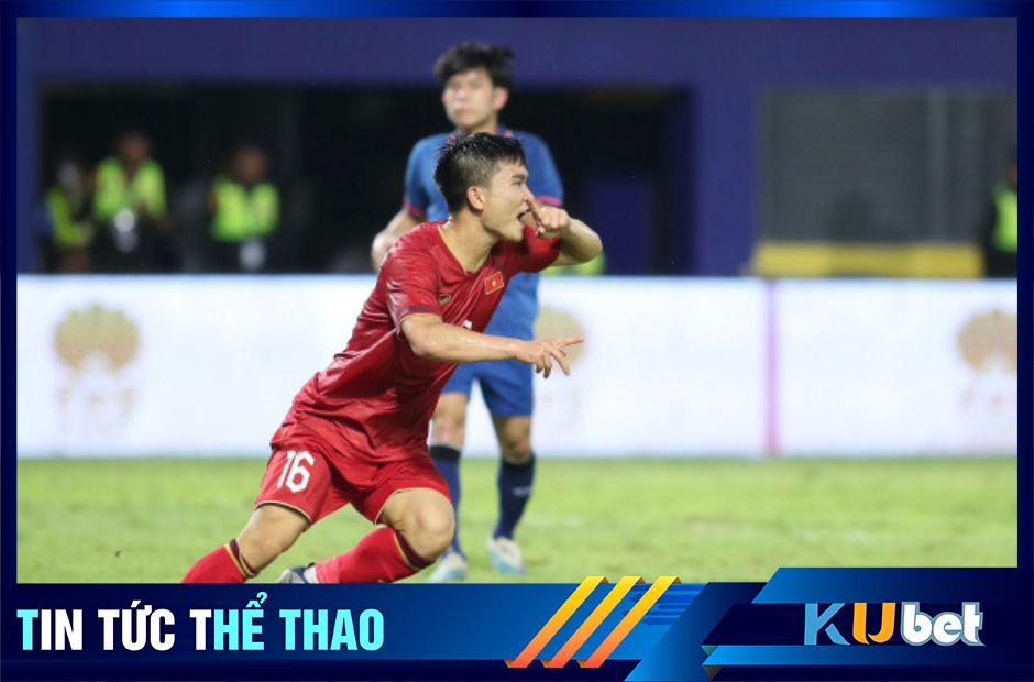 Nhật Nam gỡ hòa cho U22 Việt Nam tại phút thứ 54 của trận đấu
