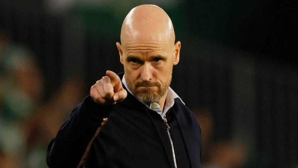 Ten hag cần có thêm 1 tiền đạo cắm