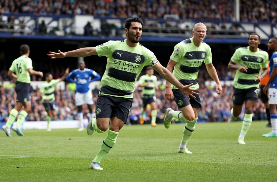 Gundogan chơi rực sáng dưới màu áo của Man City