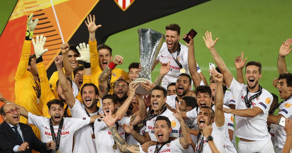 Sevilla đã đăng quang lần thứ 6 