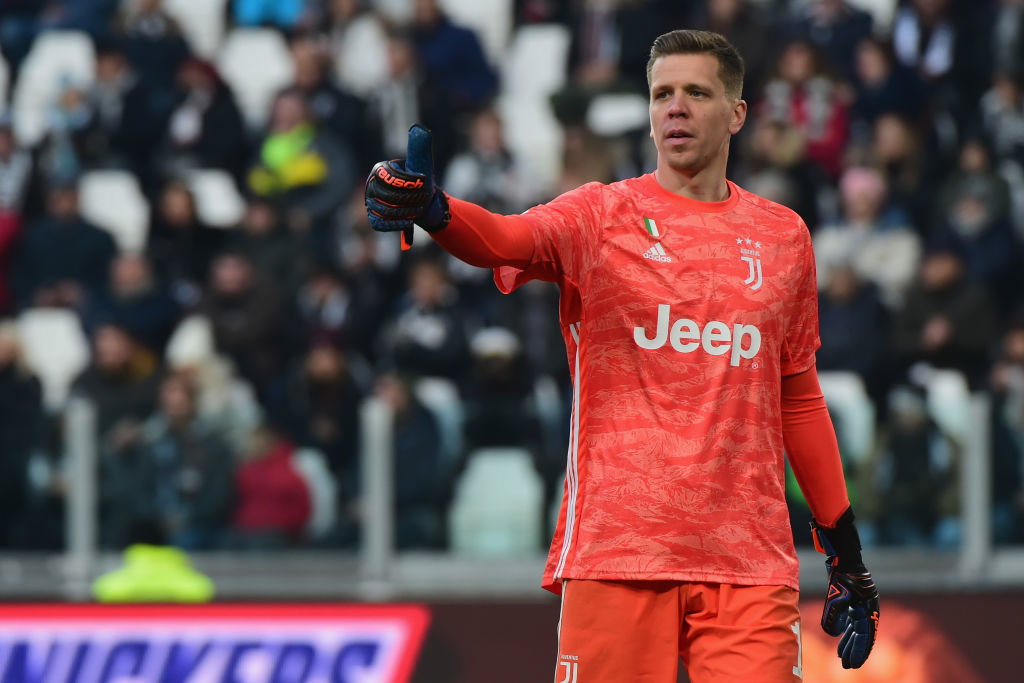 Chelsea đang có ý định thâu tóm Szczesny

