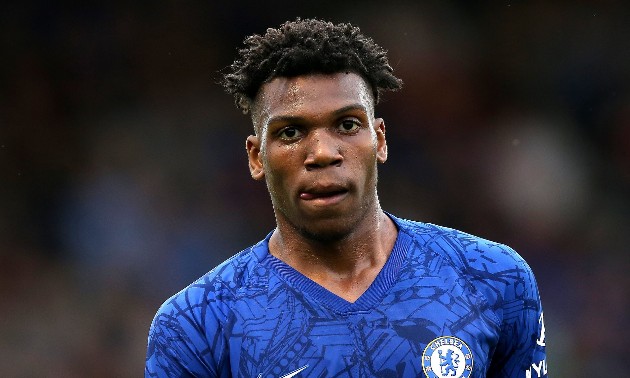 Sterling rời Chelsea.