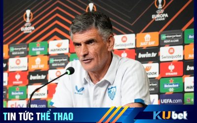 HLV Jose Luis Mendilibar của Sevilla trả lời giới truyền thông sau chiến thắng trước AS Roma.