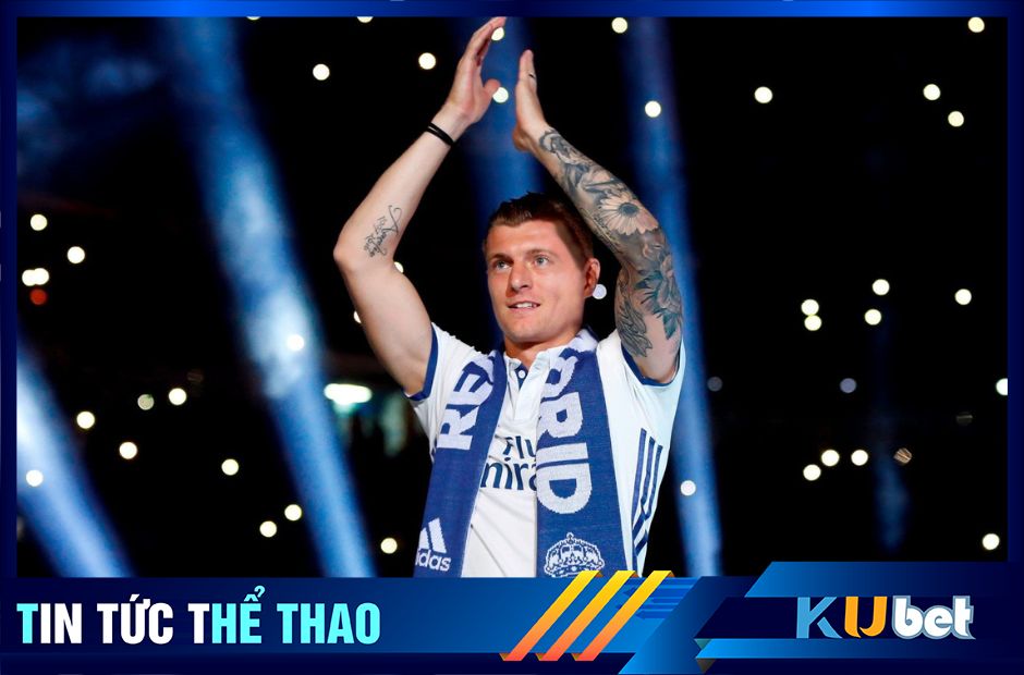 Toni Kroos là một trong những tiền vệ hay nhất thế giới bóng đá còn thi đấu