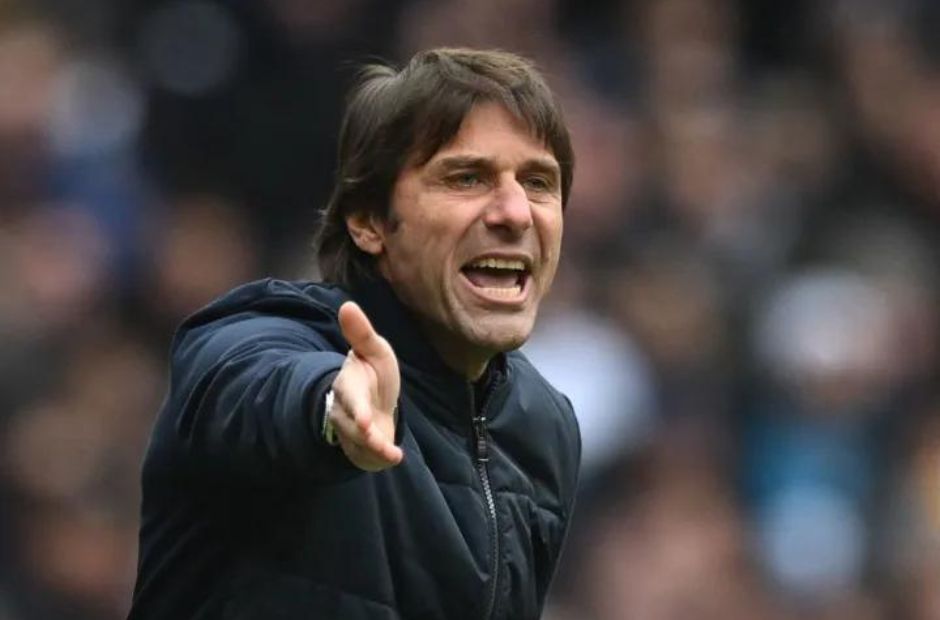 Antonio Conte hiện tại vẫn chưa liên hệ với bất kỳ CLB nào kể từ khi bị Tottenham sa thải 