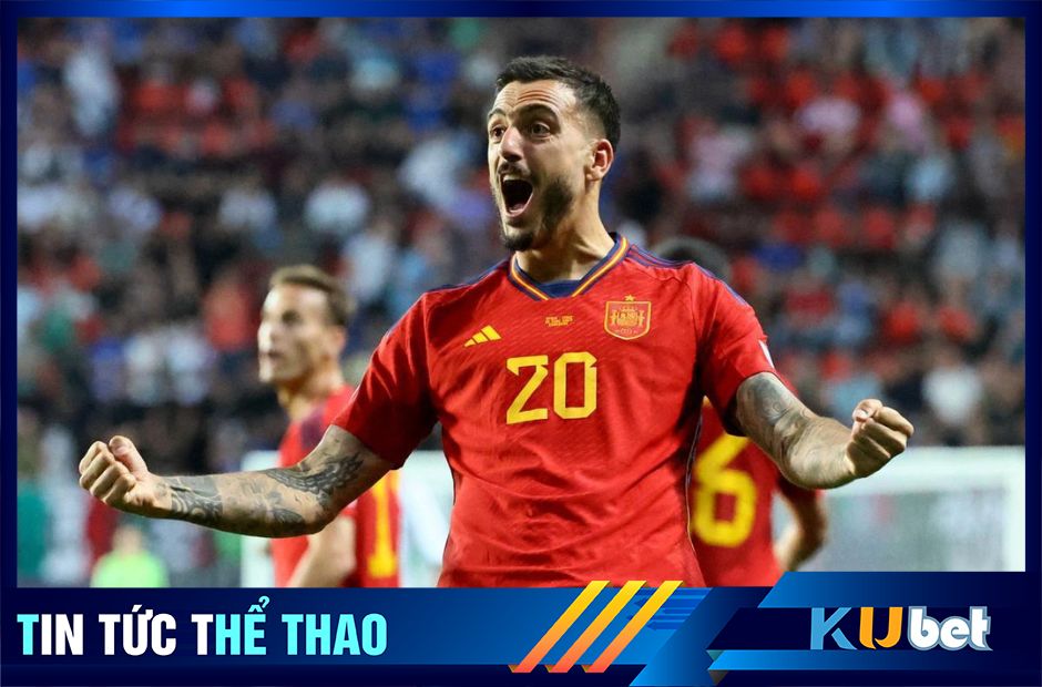 Joselu trong màu áo tuyển Tây Ban Nha.