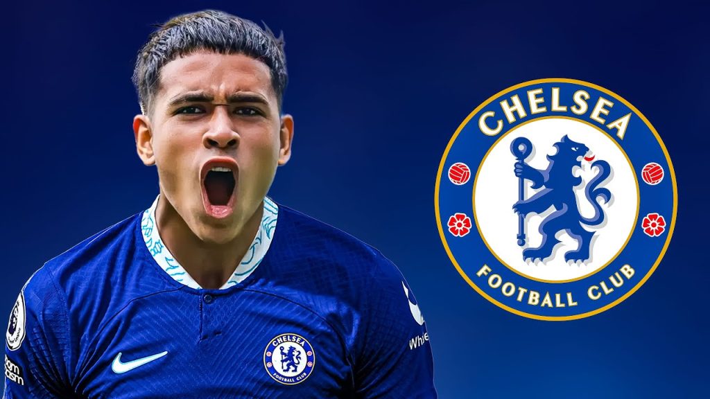Paez cập bến Chelsea.