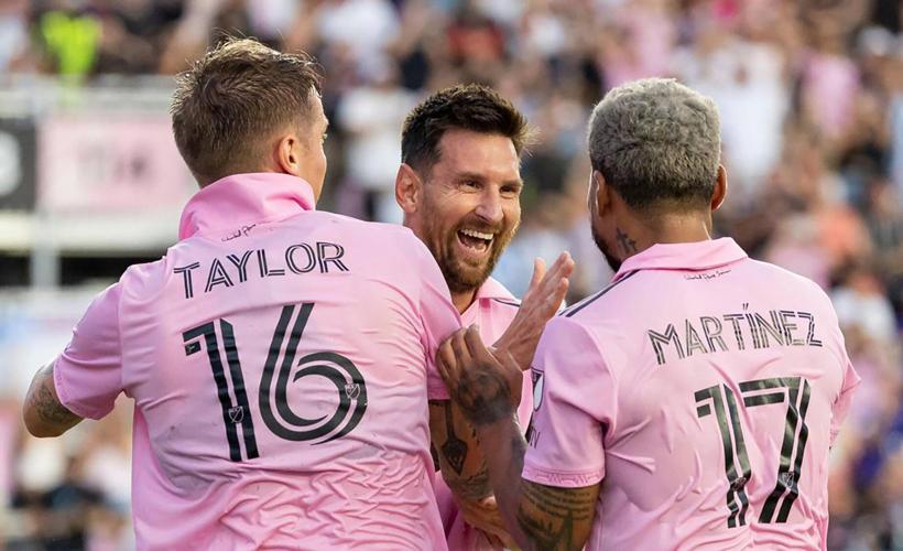 Messi là ngôi sao bóng đá hay nhất thế giới - Robert Taylor chia sẻ
