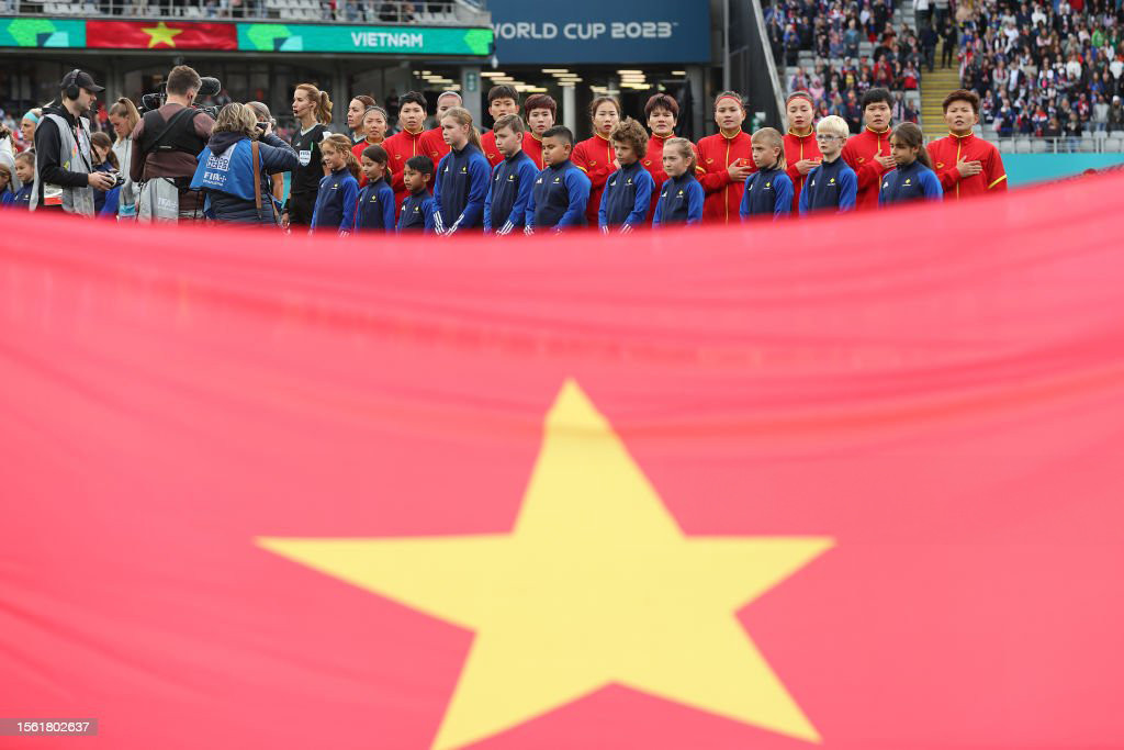 Khoảnh khắc quốc ca Việt Nam được vang lên tại đấu trường quốc tế