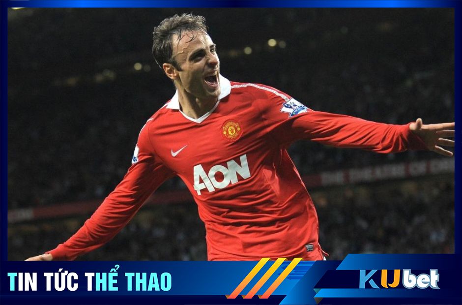 “Nghệ Sĩ” trên sân cỏ Berbatov trong màu áo CLB Man Utd