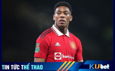 Martial ở lại Man Utd theo cái cách không ai muốn