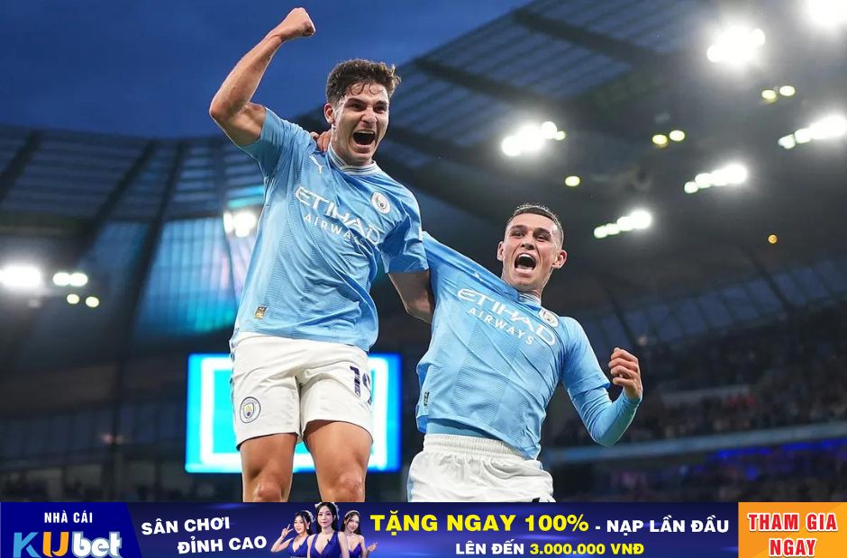 Kubet cập nhật hình ảnh phía bên trái màn hình là Alvarez, bên phải là Phil Foden, cặp bài trùng mới của Man City 