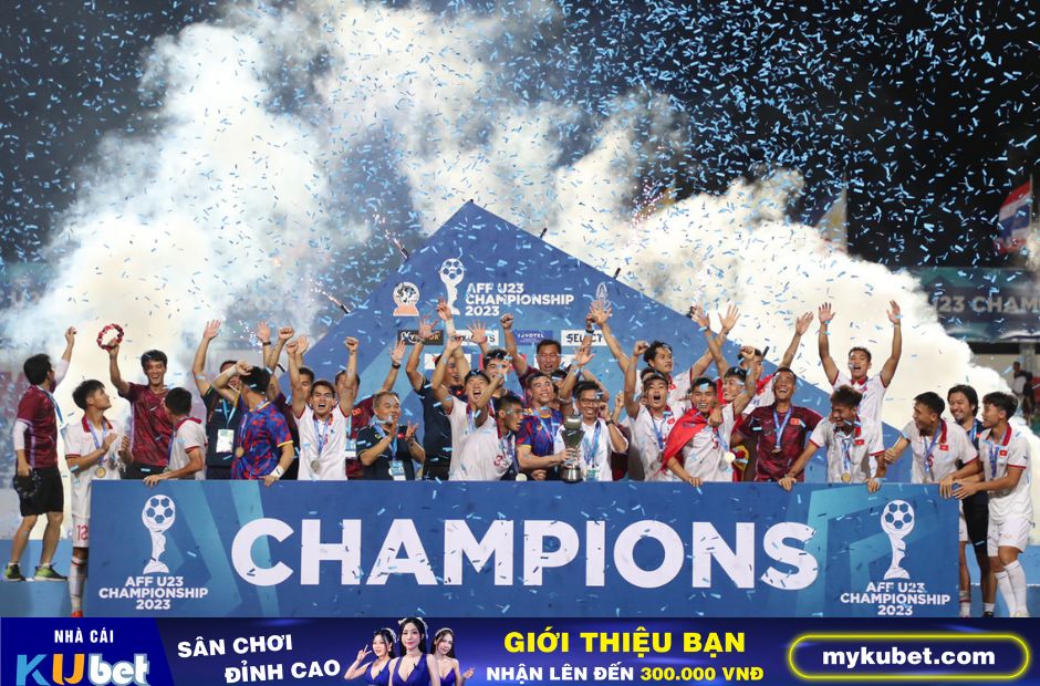 Kubet cập nhật hình ảnh tuyển U23 Việt Nam nâng cao chiếc cúp vô địch giải U23 Đông nam Á