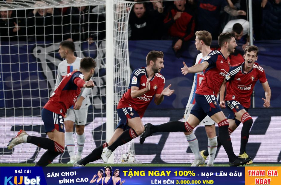 Kubet cập nhật hình ảnh các cầu thủ Osasuna trong trang phục truyền thống áo màu bã trầu vô cùng khỏe khoắn 