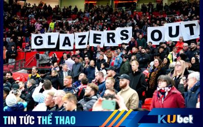 Kubet cập nhật: người hâm mộ Man Utd luôn treo băng rôn với khẩu hiệu “Glazers Out” trong rất nhiều trận đấu của Man Utd.