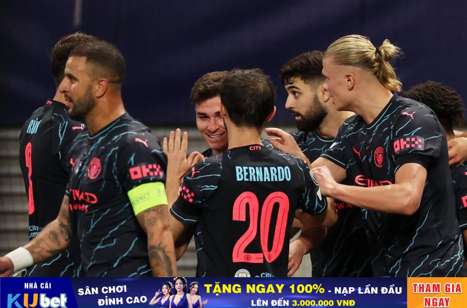 Kubet cập nhật hình ảnh các cầu thủ Man City ăn mừng bàn thắng của Alvarez ghi được vào lưới Leipzig