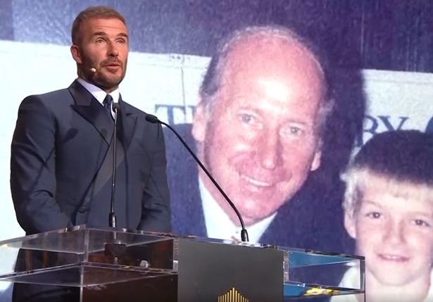Beckham cảm ơn Charlton vì đã giúp anh trở thành cầu thủ bóng đá chuyên nghiệp (Ảnh Kubet)
