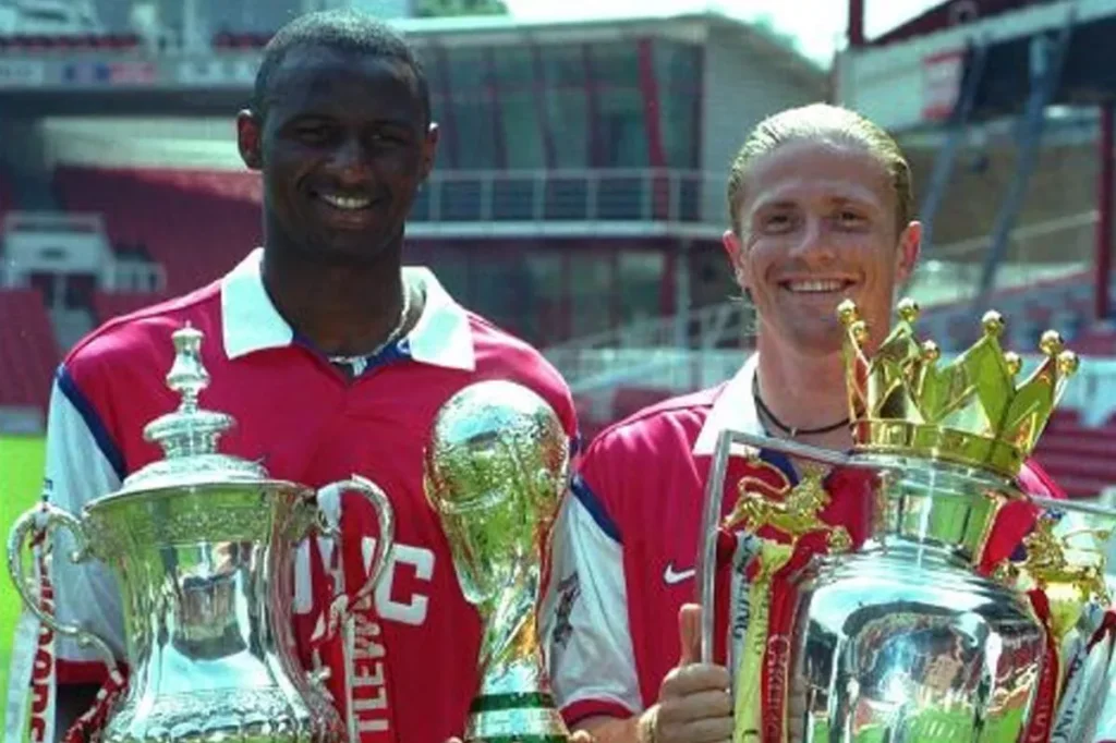 Patrick Vieira những ngày đầu ở Arsenal ( Hình ảnh: Kubet)