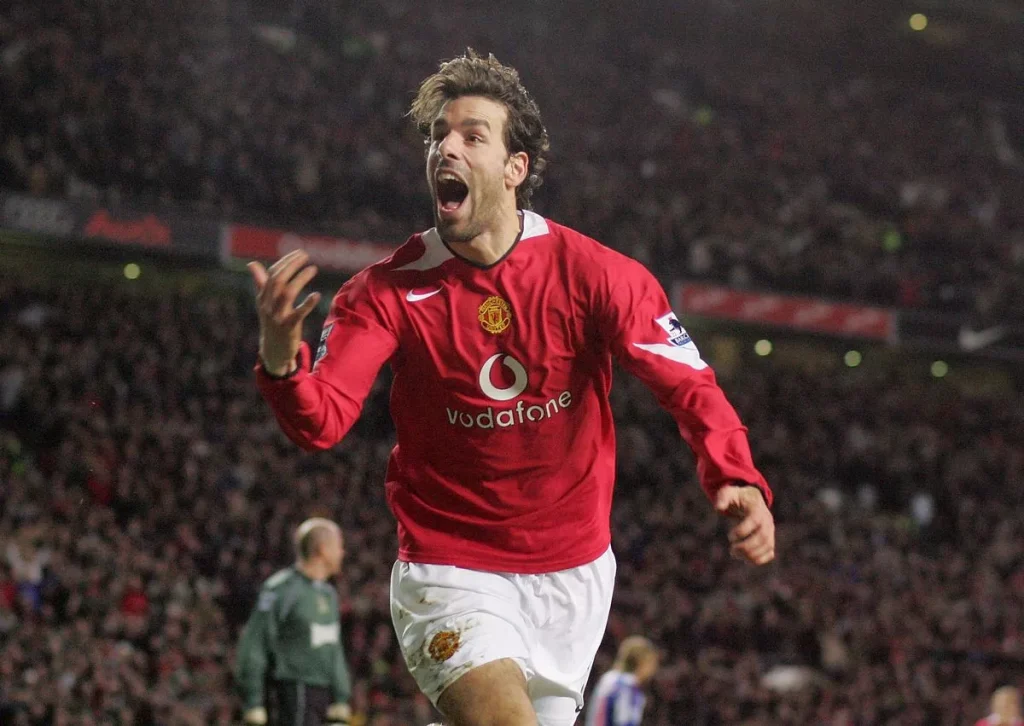 Ruud van Nistelrooy có thành tích ghi bàn đáng kinh ngạc tại Man United ( Hình ảnh: Kubet)