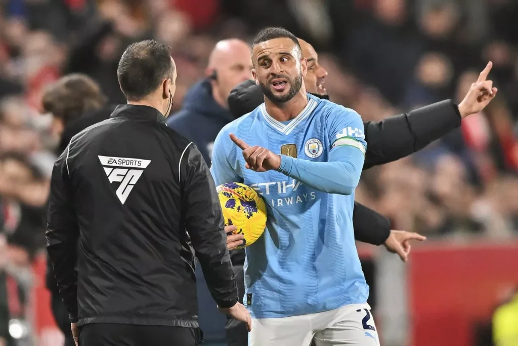 Kyle Walker cáo buộc Neil Maupay đã nhắc đến các con của anh ta khi hai người xung đột cách đây hai tuần ( Hình ảnh: Kubet)