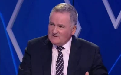 Richard Keys nhân đôi lý thuyết về Michael Oliver sau cuộc tranh cãi giữa Liverpool và Man City-Kubet