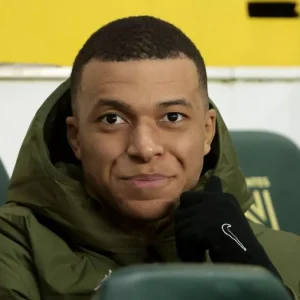 KUBET: Kylian Mbappé sẽ theo dõi câu lạc bộ Premier League "mọi trận đấu" với đồng đội ở PSG