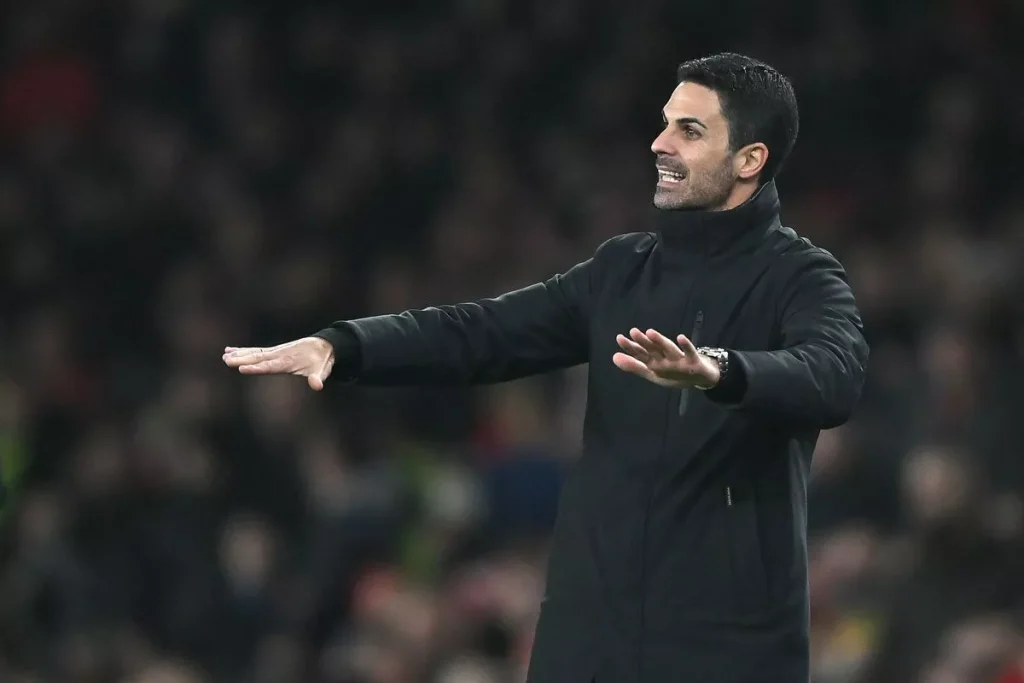 Arsenal của Mikel Arteta đang đứng đầu Premier League ( Hình ảnh: Kubet)