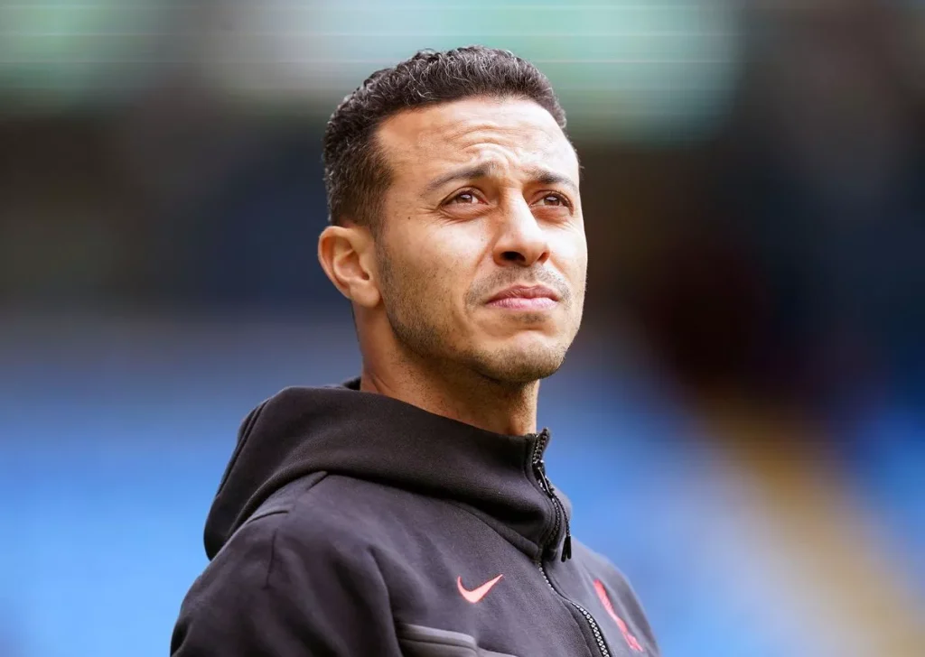 Tiền vệ Thiago Alcantara của Liverpool đá chính lần cuối vào tháng 4 năm 2023 ( Hình ảnh: Kubet)