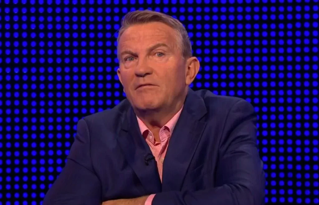 Thí sinh đã trò chuyện về sở thích của mình với người dẫn chương trình Bradley Walsh trước khi trả lời bất kỳ câu hỏi nào trong chương trình đố vui ITV ( Hình ảnh: Kubet)