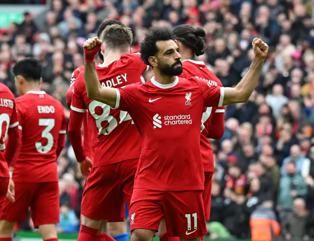 Mohamed Salah là người hùng trong chiến thắng 2-1 của Liverpool trước Brighton ( Hình ảnh: Kubet)